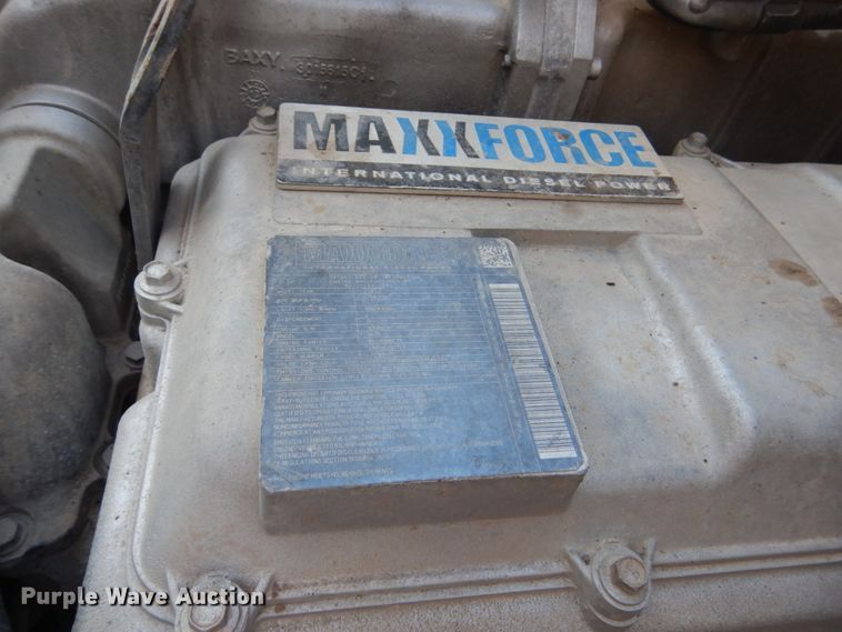 image for item EC9052 2013 International Paystar 5900i semi truck