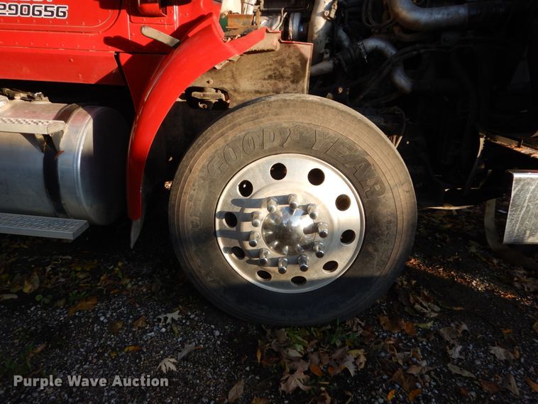 image for item EC9052 2013 International Paystar 5900i semi truck