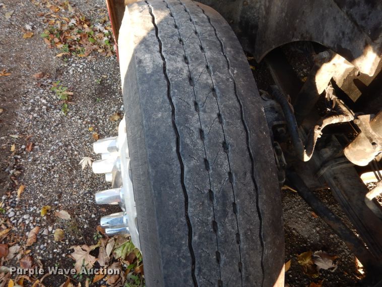 image for item EC9052 2013 International Paystar 5900i semi truck