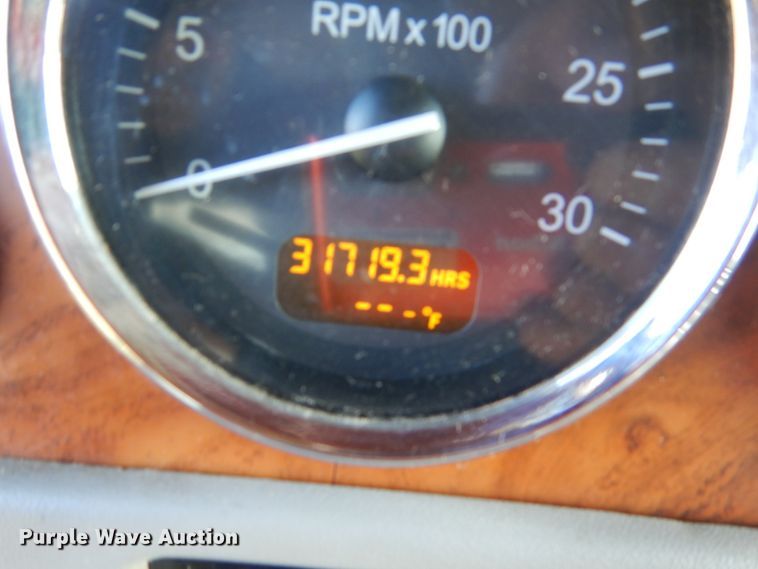 image for item EC9053 2007 Peterbilt 379 semi truck