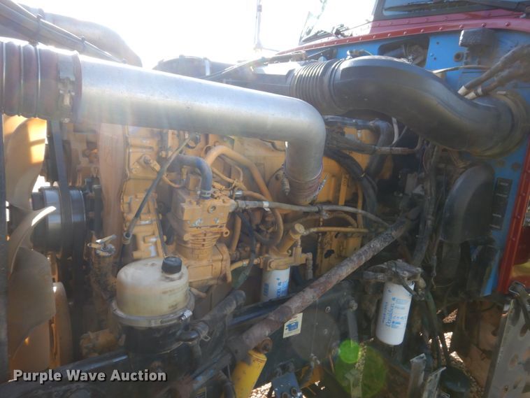 image for item EC9053 2007 Peterbilt 379 semi truck