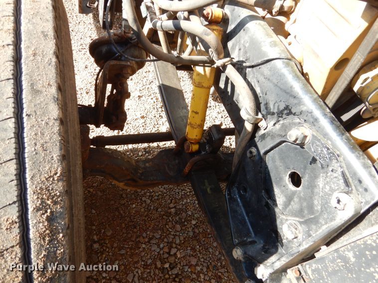 image for item EC9053 2007 Peterbilt 379 semi truck