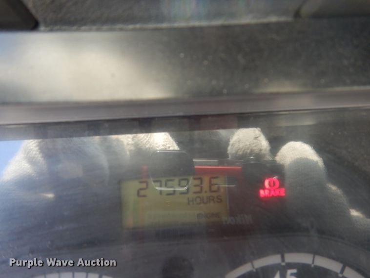 image for item EC9077 2010 Freightliner Cascadia semi truck