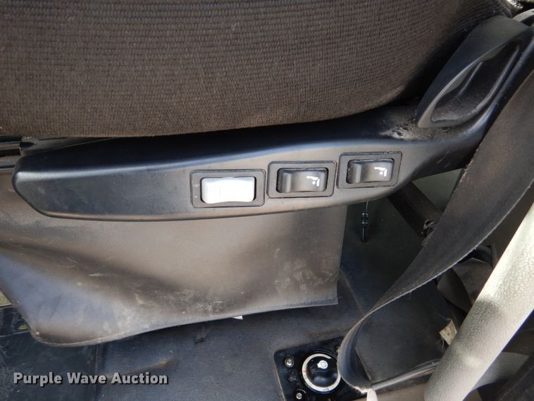 image for item EC9078 2013 Freightliner Cascadia semi truck