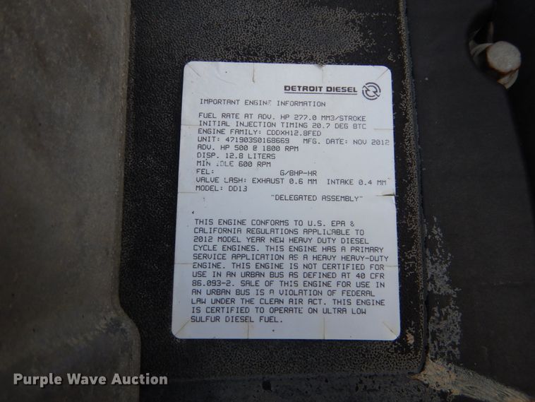 image for item EC9078 2013 Freightliner Cascadia semi truck