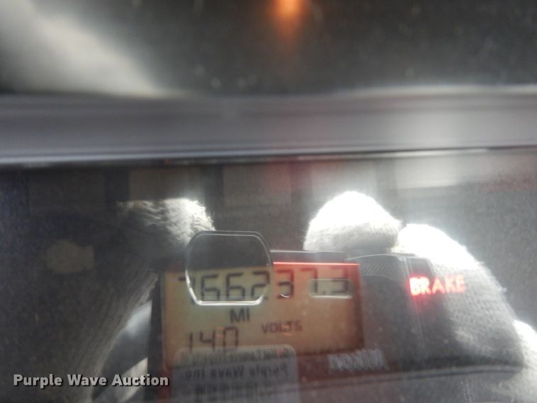 image for item EC9080 2013 Freightliner Cascadia semi truck