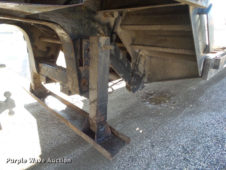 image for item EM9235 1998 Trail Eze DLX30TC53 drop deck equipment trailer