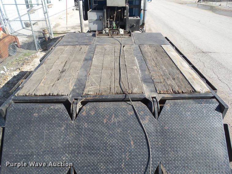 image for item EM9235 1998 Trail Eze DLX30TC53 drop deck equipment trailer