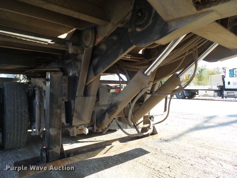 image for item EM9235 1998 Trail Eze DLX30TC53 drop deck equipment trailer