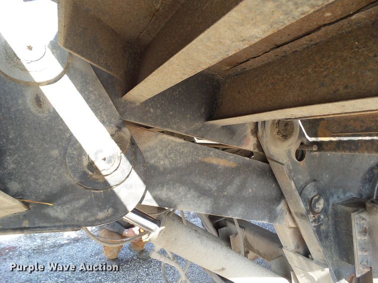 image for item EM9235 1998 Trail Eze DLX30TC53 drop deck equipment trailer