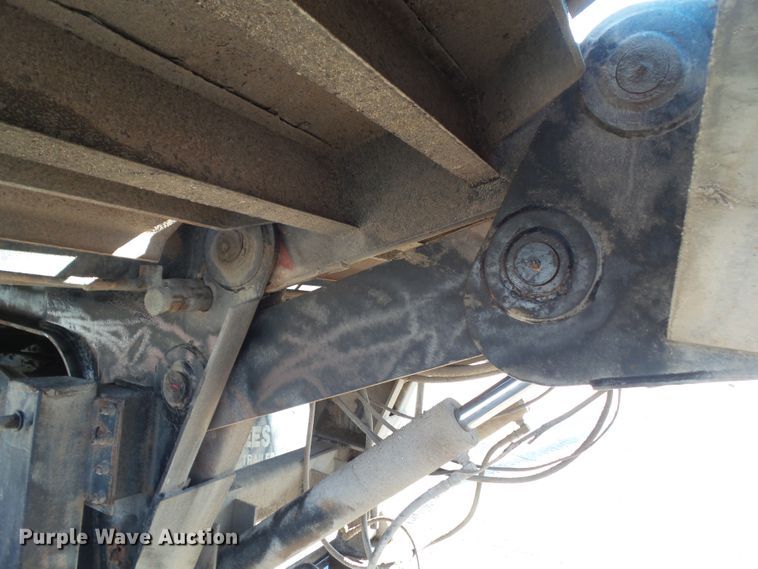 image for item EM9235 1998 Trail Eze DLX30TC53 drop deck equipment trailer