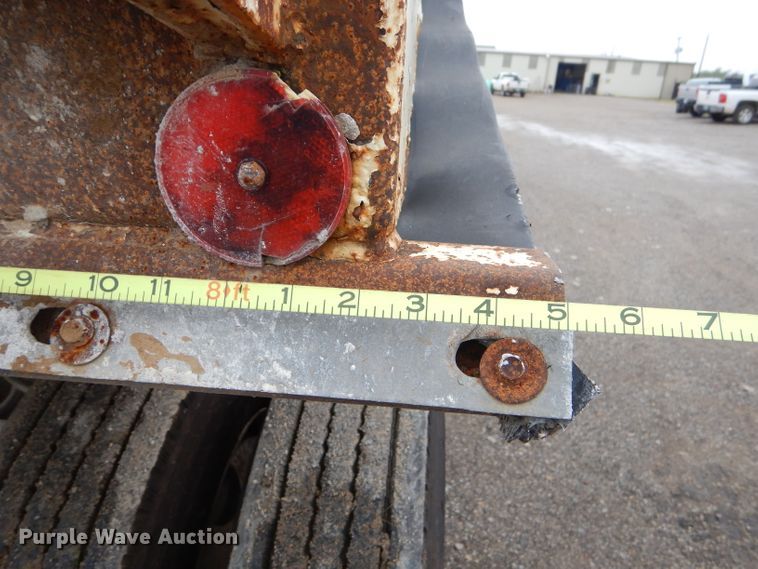 image for item EY9333 1998 Clement end dump trailer