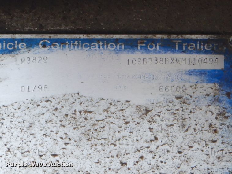 image for item EY9333 1998 Clement end dump trailer