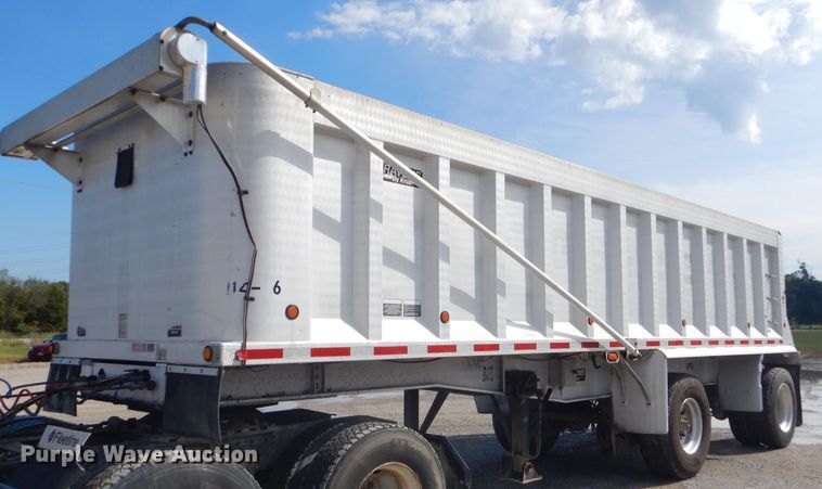 image for item FC9982 2006 Kruz Ravens end dump trailer