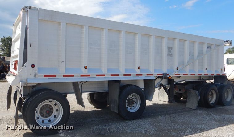 image for item FC9982 2006 Kruz Ravens end dump trailer