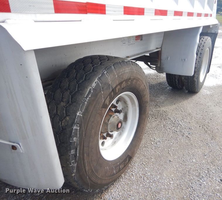 image for item FC9982 2006 Kruz Ravens end dump trailer