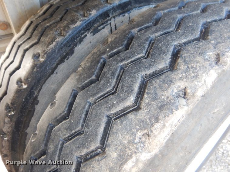 image for item FC9982 2006 Kruz Ravens end dump trailer