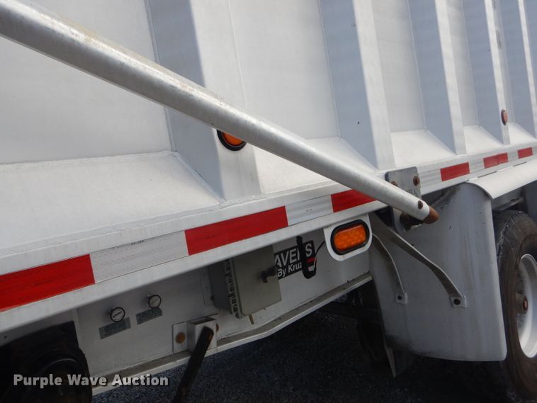 image for item FC9982 2006 Kruz Ravens end dump trailer