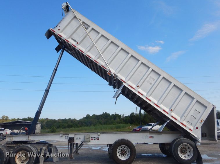 image for item FC9982 2006 Kruz Ravens end dump trailer