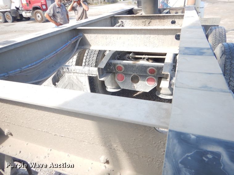 image for item FC9982 2006 Kruz Ravens end dump trailer