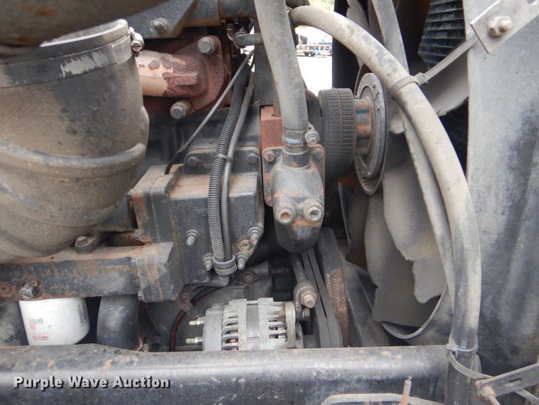 image for item FF9049 1998 Freightliner FLD120 semi truck