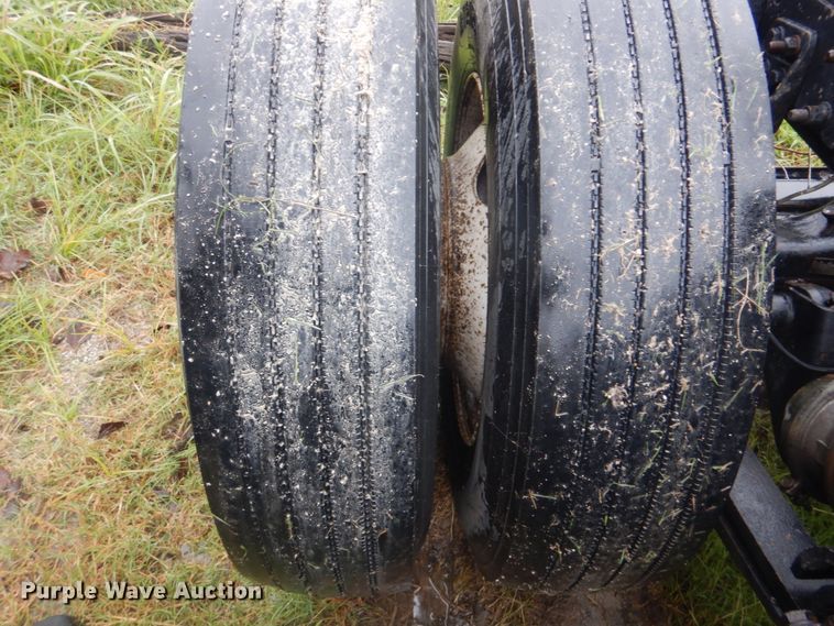 image for item FF9049 1998 Freightliner FLD120 semi truck