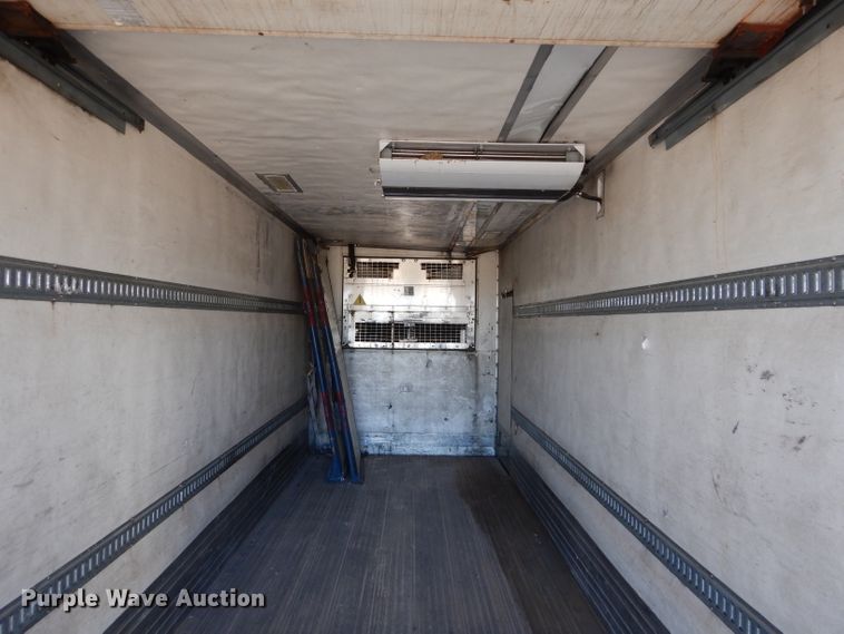 image for item FK9893 2006 Utility Trailers refrigerated van trailer