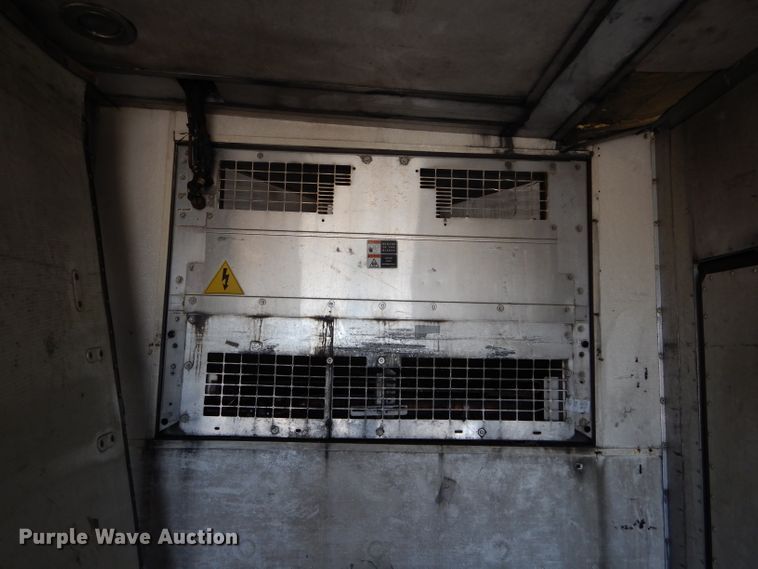 image for item FK9893 2006 Utility Trailers refrigerated van trailer