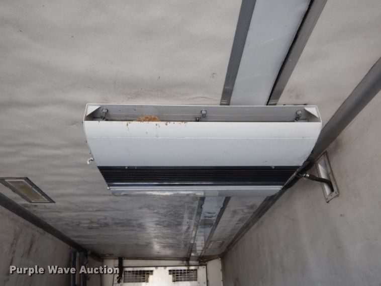 image for item FK9893 2006 Utility Trailers refrigerated van trailer