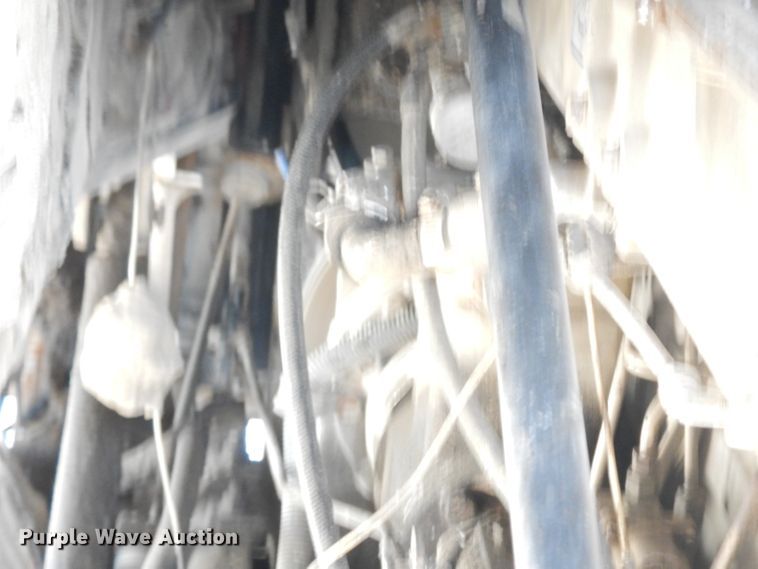 image for item GI9383 1984 International C09670 semi truck