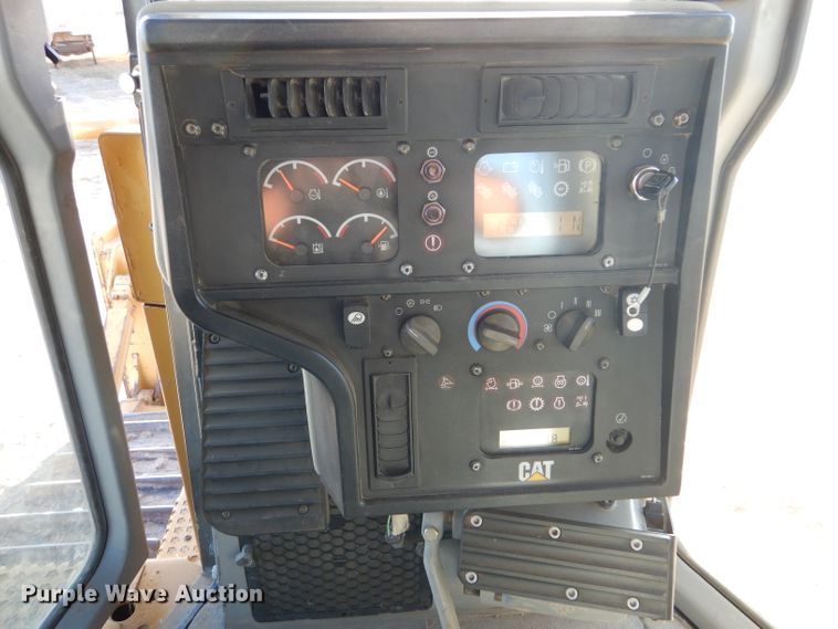 image for item DD4521 2007 Caterpillar D6R XL Series III dozer