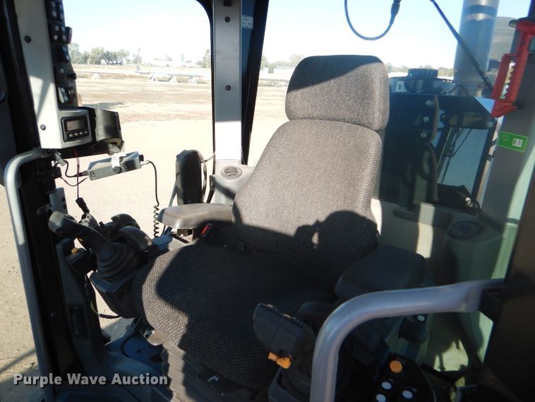 image for item DD4522 2012 Caterpillar 140M2 VHP Plus motor grader