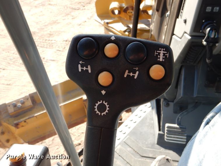 image for item DD4522 2012 Caterpillar 140M2 VHP Plus motor grader