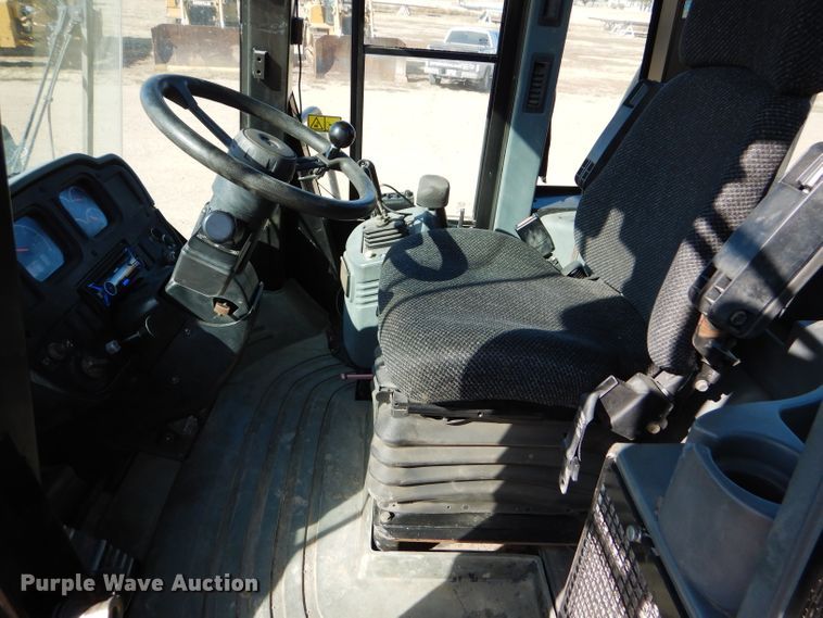 image for item DD4523 2005 Caterpillar 950G wheel loader