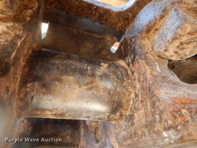 image for item DD4524 1993 John Deere 790E LC excavator