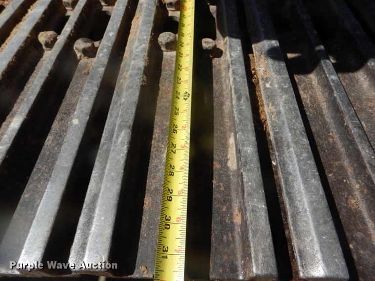 image for item DD4524 1993 John Deere 790E LC excavator