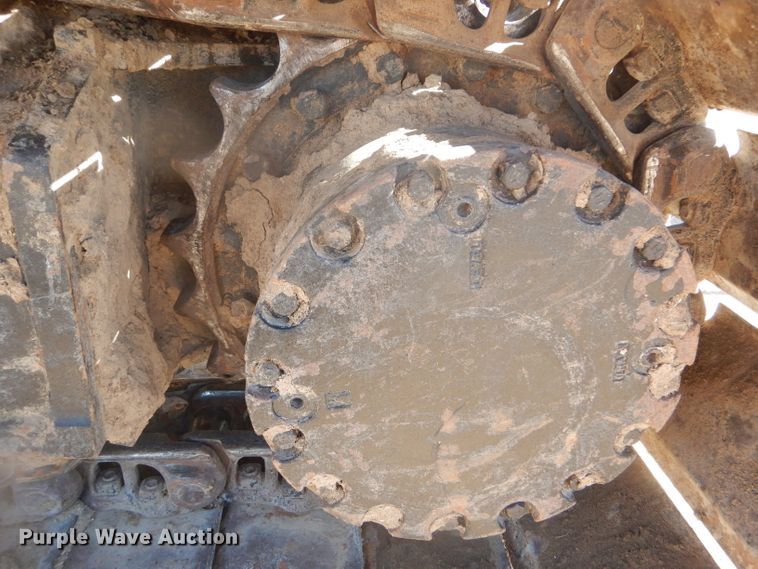 image for item DD4524 1993 John Deere 790E LC excavator