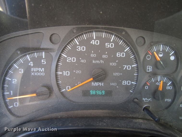 image for item DG0261 2008 Chevrolet C7500 tank truck