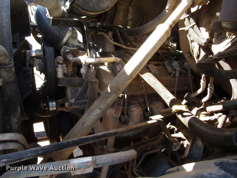 image for item DG0261 2008 Chevrolet C7500 tank truck