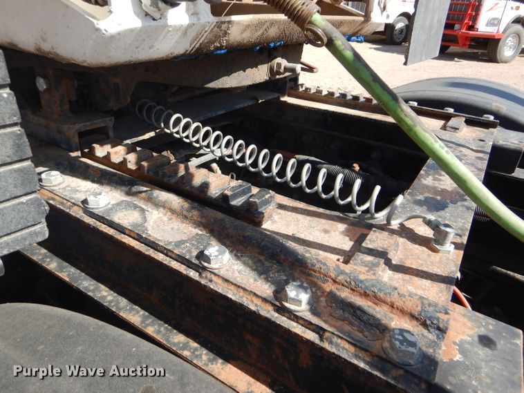 image for item DG0262 2007 Peterbilt 379 semi truck