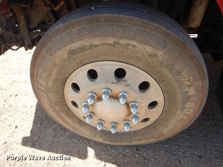 image for item DG0262 2007 Peterbilt 379 semi truck