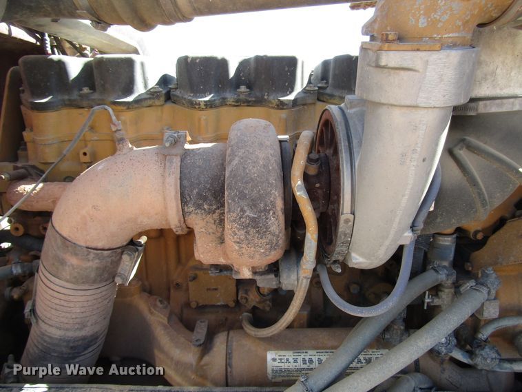 image for item DG0263 2003 Peterbilt 379 semi truck