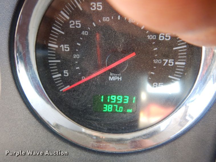 image for item DG0265 2010 Kenworth T400 flatbed truck