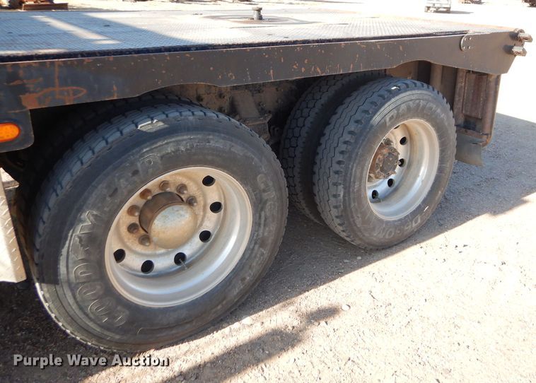 image for item DG0265 2010 Kenworth T400 flatbed truck