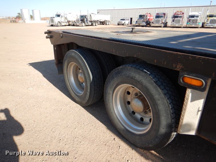 image for item DG0265 2010 Kenworth T400 flatbed truck