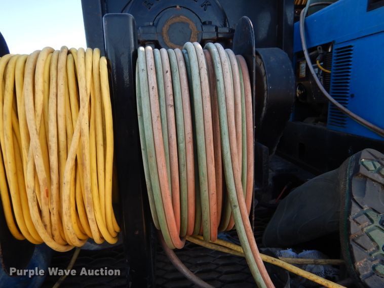 image for item DG0265 2010 Kenworth T400 flatbed truck