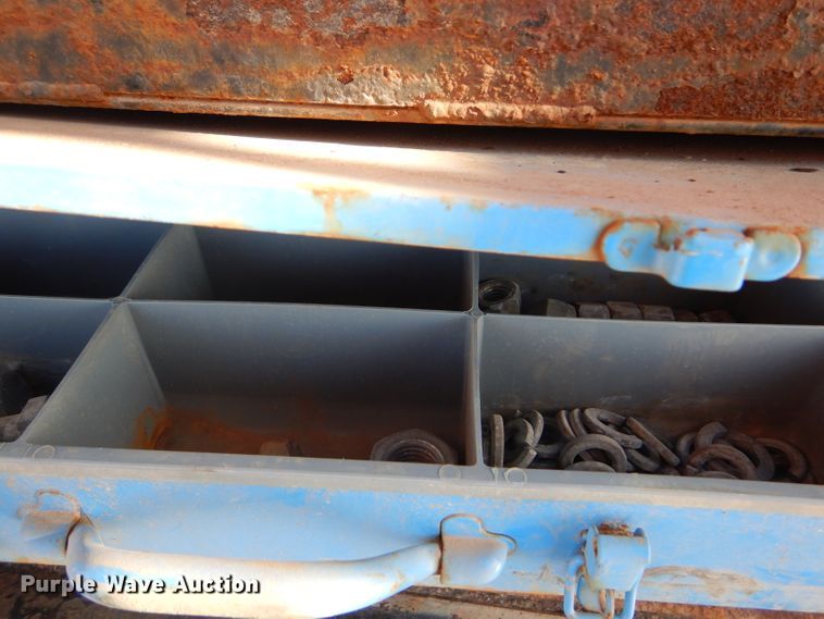 image for item DG0265 2010 Kenworth T400 flatbed truck