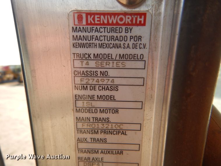 image for item DG0265 2010 Kenworth T400 flatbed truck