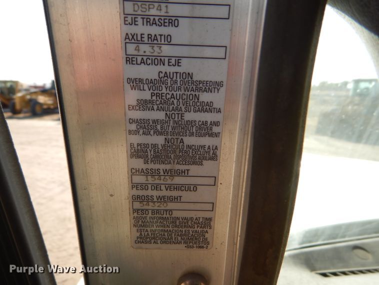 image for item DG0265 2010 Kenworth T400 flatbed truck