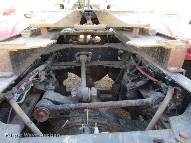 image for item DG0266 1995 Kenworth T800 semi truck